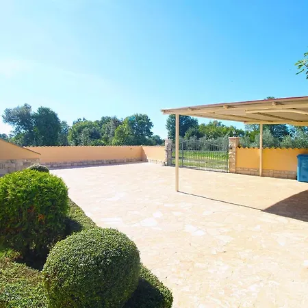 Mit Privatpool Fuer 10 Personen Ca 265 Qm In Sisan, Istrien Suedkueste Von Istrien * Sisan